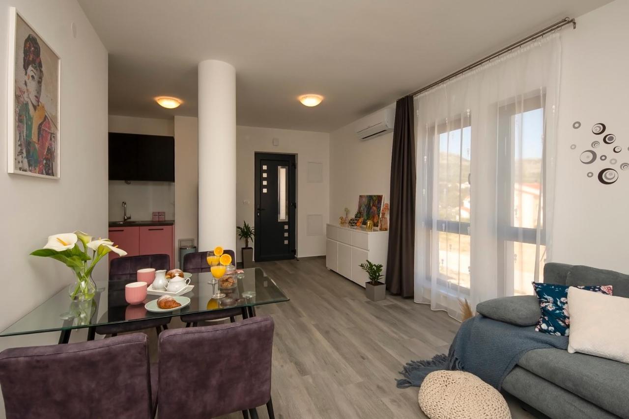 Apartments Suzy Σίμπενικ Εξωτερικό φωτογραφία