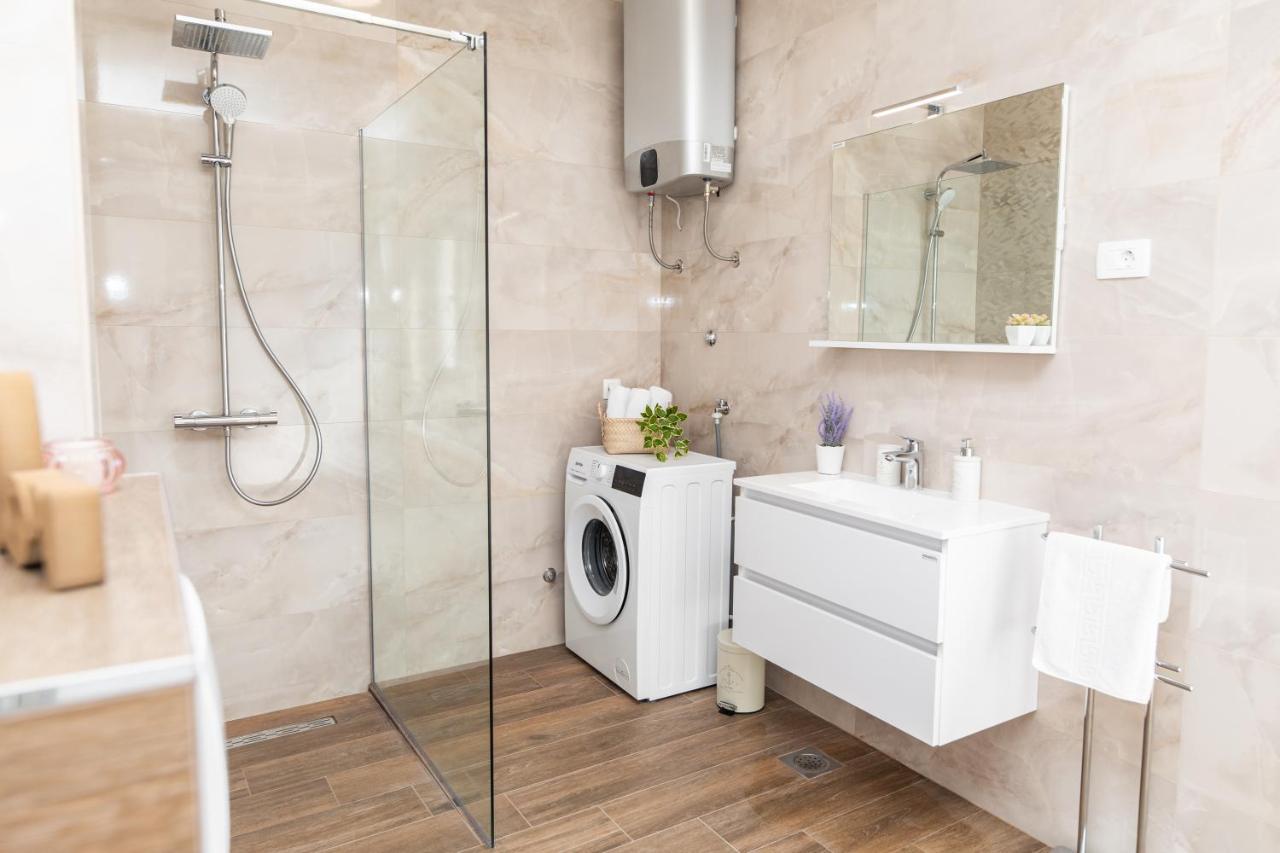 Apartments Suzy Σίμπενικ Εξωτερικό φωτογραφία