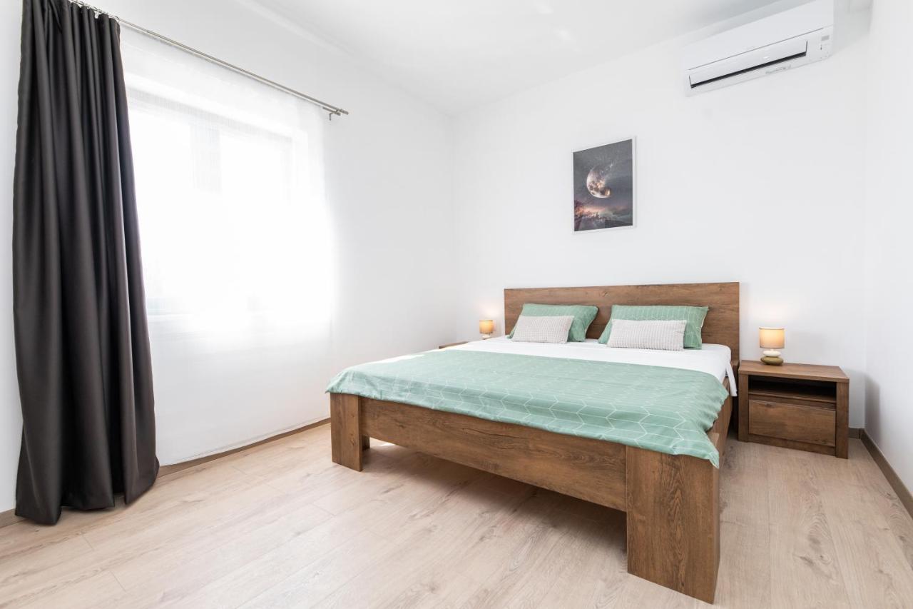 Apartments Suzy Σίμπενικ Εξωτερικό φωτογραφία
