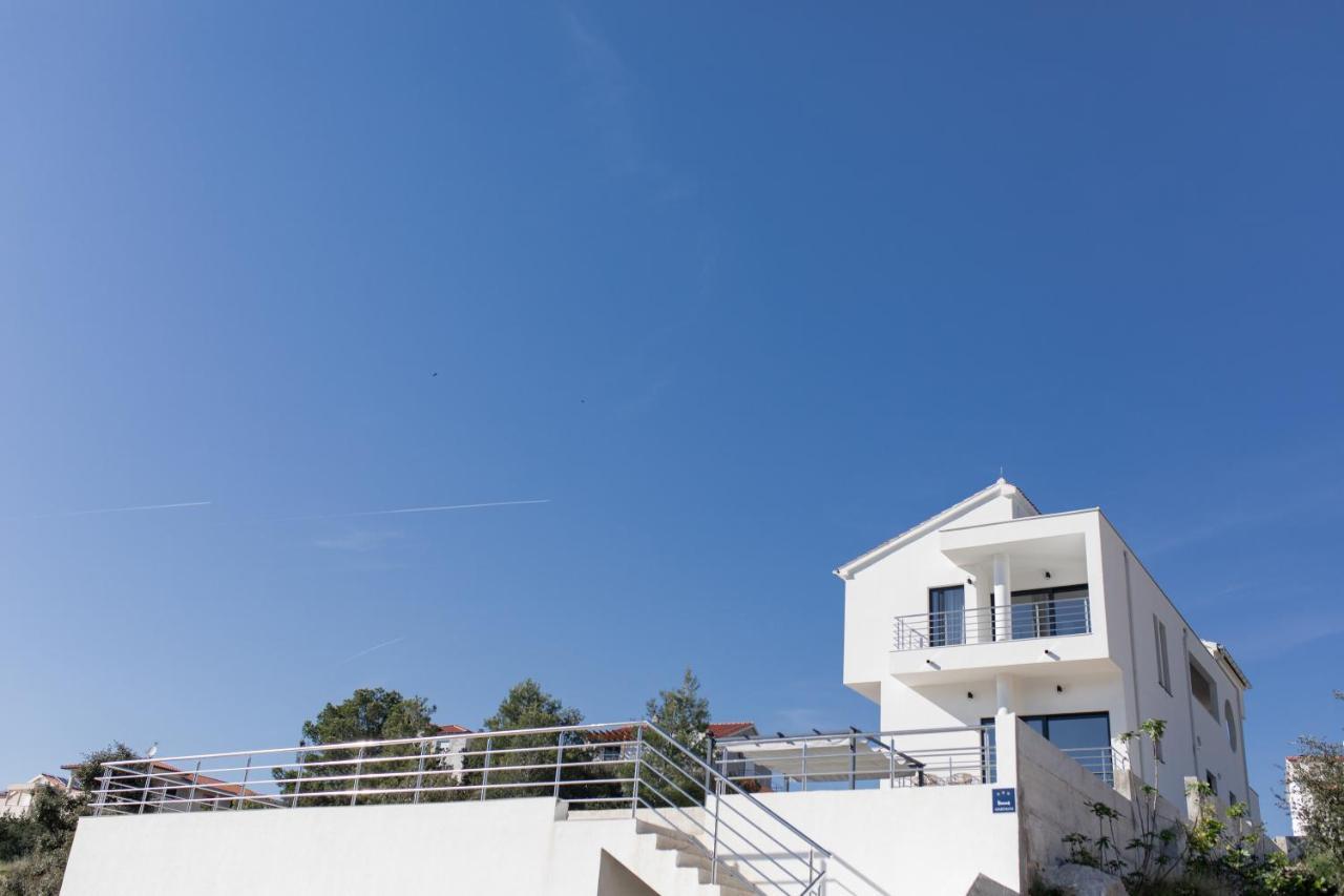 Apartments Suzy Σίμπενικ Εξωτερικό φωτογραφία